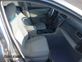 2017 Toyota Camry XLE with VIN 4T1BF1FK8HU675469, listed as a IAAI auction lot 41578198 with 172,230 mi miles and . Bid and sale history available at carsss.com. Image 5.