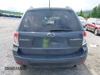 2009 Subaru Forester X Limited с VIN JF2SH64679H721421, выставлен на аукционе IAAI как лот 42271216 с пробегом 155 982 миль миль и . История ставок и продаж доступна на DreamBid. Изображение 17.