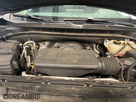 2022 Chevrolet Tahoe LS z VIN 1GNSKMKD7NR129745, wystawiony jako IAAI lot #42566236 z przebiegiem 95 126 mil mil oraz . Historia ofert i sprzedaży dostępna na DreamBid. Obrazek 8.