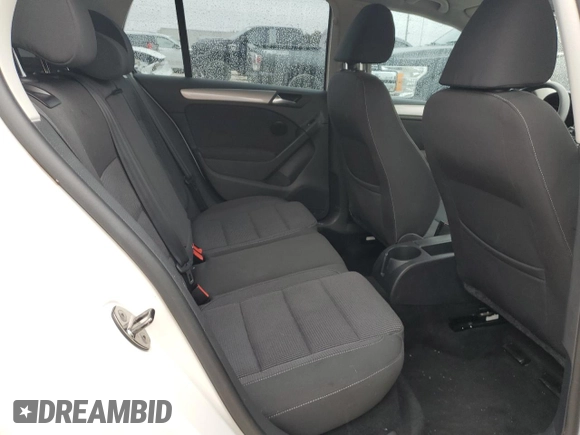 2012 Volkswagen Golf w/Conv & Sunroof z VIN WVWDB7AJ5CW165216, wystawiony jako Copart lot #84391624 z przebiegiem 38 886 mil mil oraz Szkoda całkowita • Salvage title. Historia ofert i sprzedaży dostępna na DreamBid. Obrazek 10.