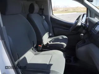 2020 Nissan NV200 SV with VIN 3N6CM0KN6LK698991, listed as a Copart auction lot 58439785 with 102,214 mi miles and Salvage title. Bid and sale history available at DreamBid. Image 5.