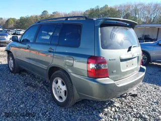 2006 Toyota Highlander w/3rd Row with VIN JTEDP21A360099160, listed as a IAAI auction lot 41270374 with 223,095 mi miles. Bid and sale history available at carsss.com. Image 3.