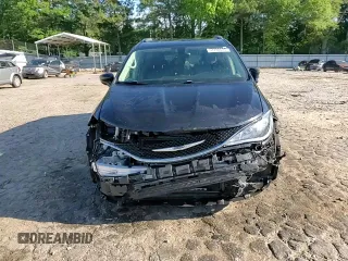 2019 Chrysler Pacifica Touring L with VIN 2C4RC1BG8KR537514, listed as a Copart auction lot 57788625 with 129,346 mi miles and Salvage title. Bid and sale history available at DreamBid. Image 15.