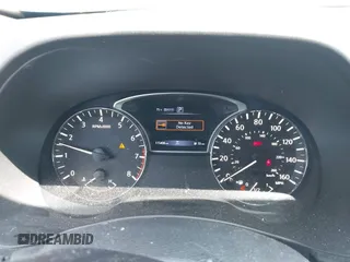 2018 Nissan Pathfinder SV z VIN 5N1DR2MM3JC669486, wystawiony jako IAAI lot #42419913 z przebiegiem 115 408 mil mil oraz . Historia ofert i sprzedaży dostępna na DreamBid. Obrazek 7.