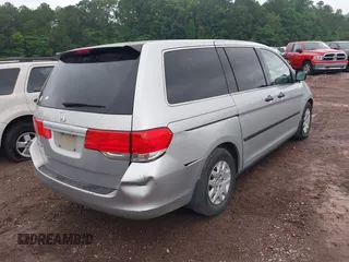 2010 Honda Odyssey LX with VIN 5FNRL3H21AB100181, listed as a IAAI auction lot 42258010 with 246,463 mi miles and . Bid and sale history available at DreamBid. Image 4.