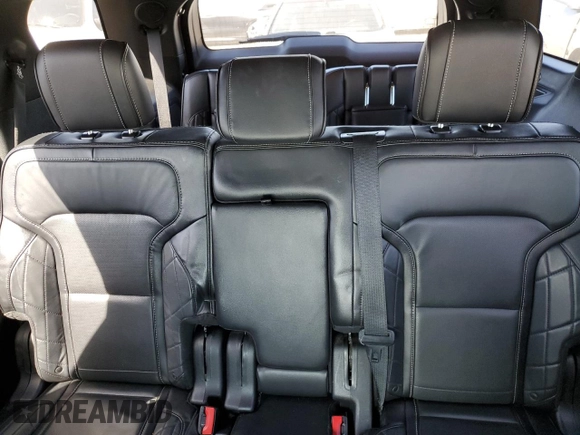 2016 Ford Explorer Platinum z VIN 1FM5K8HT0GGC87818, wystawiony jako Copart lot #60749755 z przebiegiem 86 719 mil mil oraz Szkoda całkowita • Salvage title. Historia ofert i sprzedaży dostępna na DreamBid. Obrazek 10.
