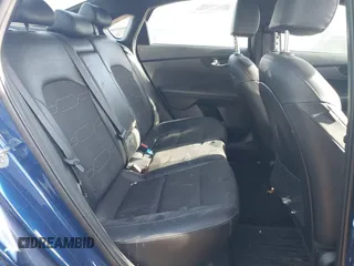 2021 Kia Forte GT-Line с VIN 3KPF34AD6ME268283, выставлен на аукционе IAAI как лот 42240418 с пробегом 77 425 миль миль и . История ставок и продаж доступна на DreamBid. Изображение 8.