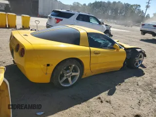 2002 Chevrolet Corvette with VIN 1G1YY22G225106742, listed as a Copart auction lot 72573284 with 89,032 mi miles and Salvage Title. Bid and sale history available at carsss.com. Image 3.