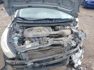 2016 Hyundai Elantra SE z VIN 5NPDH4AE1GH715927, wystawiony jako IAAI lot #42302693 z przebiegiem 143 065 mil mil oraz . Historia ofert i sprzedaży dostępna na DreamBid. Obrazek 10.