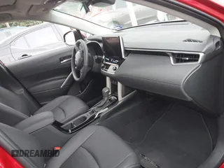 2024 Toyota Corolla Cross XLE с VIN 7MUDAAAG0RV094154, выставлен на аукционе IAAI как лот 42198237 с пробегом 6 109 миль миль и . История ставок и продаж доступна на DreamBid. Изображение 5.