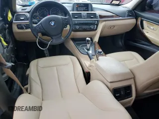 2017 BMW 3 Series 320i xDrive z VIN WBA8E5G34HNU43183, wystawiony jako Copart lot #58128305 z przebiegiem 101 855 mil mil oraz Szkoda całkowita • Salvage title. Historia ofert i sprzedaży dostępna na DreamBid. Obrazek 8.