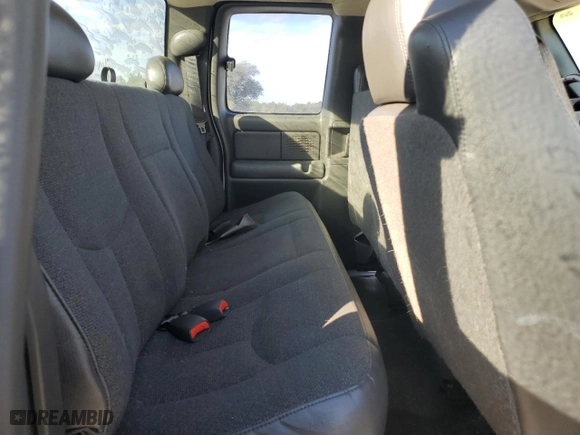 2003 Chevrolet Silverado 1500 Work Truck with VIN 2GCEC19X731245311, listed as a Copart auction lot 87621145 with 105,910 mi miles and Clean Title. Bid and sale history available at carsss.com. Image 10.