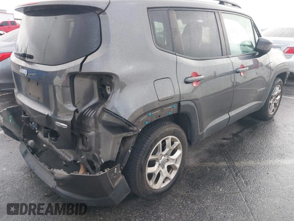 2017 Jeep Renegade Latitude with VIN ZACCJABB2HPG16741, listed as a IAAI auction lot 41746500 with 36,619 mi miles. Bid and sale history available at carsss.com. Image 4.