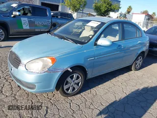 2009 Hyundai Accent Auto GLS с VIN KMHCN46C19U307685, выставлен на аукционе IAAI как лот 41266598 с пробегом 107 216 миль миль и . История ставок и продаж доступна на DreamBid. Изображение 2.