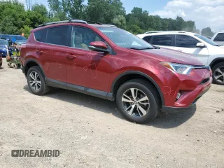 2018 Toyota RAV4 XLE z VIN 2T3WFREV2JW450439, wystawiony jako Copart lot #63300815 z przebiegiem 57 882 mil mil oraz Szkoda całkowita • Salvage title. Historia ofert i sprzedaży dostępna na DreamBid. Obrazek 4.