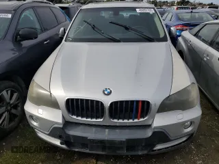 2008 BMW X5 3.0si with VIN 5UXFE43588L030785, listed as a Copart auction lot 46093105 with 122,328 mi miles and Salvage Title. Bid and sale history available at carsss.com. Image 5.