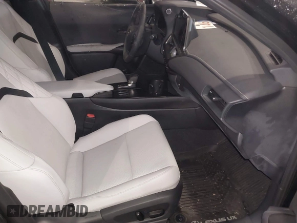 2025 Lexus UX with VIN JTHUCJDH8S2003698, listed as a IAAI auction lot 41368424 with 1,111 mi miles. Bid and sale history available at carsss.com. Image 5.