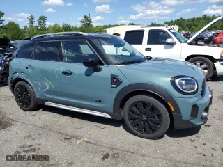 2024 MINI Countryman Cooper S with VIN WMZ83BR01R3R55474, listed as a Copart auction lot 63559514 with 6,788 mi miles and Salvage Title. Bid and sale history available at carsss.com. Image 4.