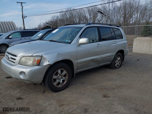 2006 Toyota Highlander w/3rd Row with VIN JTEEP21A660158559, listed as a IAAI auction lot 41732038 with 376,274 mi miles. Bid and sale history available at carsss.com. Image 2.