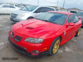 2005 Pontiac GTO with VIN 6G2VX12U85L372125, listed as a IAAI auction lot 41713551 with 149,103 mi miles. Bid and sale history available at carsss.com. Image 2.
