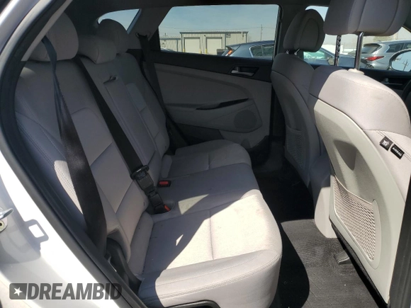 2018 Hyundai Tucson SEL z VIN KM8J33A46JU665618, wystawiony jako Copart lot #53329305 z przebiegiem 146 486 mil mil oraz Szkoda całkowita • Salvage title. Historia ofert i sprzedaży dostępna na DreamBid. Obrazek 11.