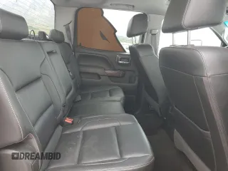 2016 GMC Sierra 3500HD SLT z VIN 1GT42XC86GF277877, wystawiony jako Copart lot #55825015 z przebiegiem 205 718 mil mil oraz Szkody całkowita. Historia ofert i sprzedaży dostępna na DreamBid. Obrazek 10.
