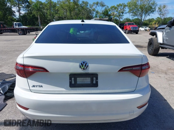 2021 Volkswagen Jetta SEL with VIN 3VWE57BU2MM047028, listed as a IAAI auction lot 42563875 with 56,695 mi miles and . Bid and sale history available at DreamBid. Image 16.