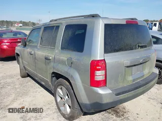 2014 Jeep Patriot Sport with VIN 1C4NJPBBXED757823, listed as a IAAI auction lot 41839740 with 186,218 mi miles and . Bid and sale history available at carsss.com. Image 17.