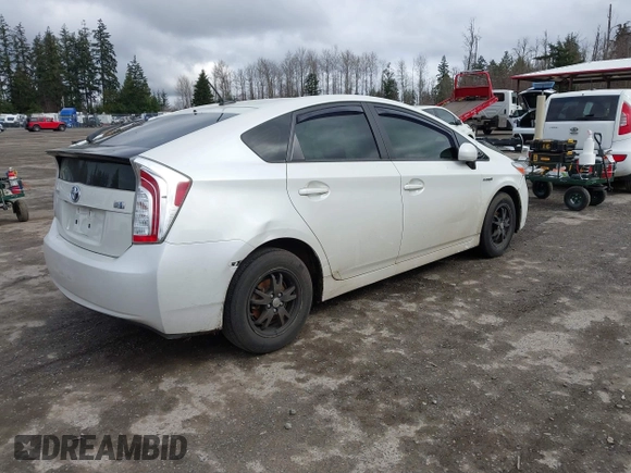 2015 Toyota Prius Four with VIN JTDKN3DU4F0471103, listed as a IAAI auction lot 41766898 with 88,773 mi miles. Bid and sale history available at carsss.com. Image 4.