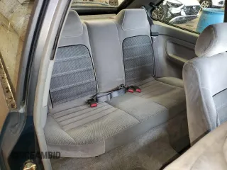 1996 Ford Escort z VIN 1FASP11J0TW123967, wystawiony jako Copart lot #52859835 z przebiegiem 164 693 mil mil oraz Szkoda całkowita • Salvage title. Historia ofert i sprzedaży dostępna na DreamBid. Obrazek 10.