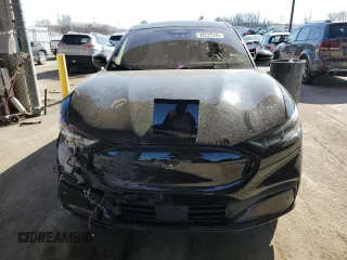 2022 Ford Mustang Mach-E Premium with VIN 3FMTK3SU1NMA43576, listed as a Copart auction lot 48237545 with 28,177 mi miles and Salvage Title. Bid and sale history available at DreamBid. Image 5.