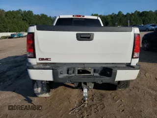 2013 GMC Sierra 3500HD SRW Denali z VIN 1GT426E86DF130266, wystawiony jako Copart lot #73859924 z przebiegiem 183 238 mil mil oraz Szkoda całkowita • Salvage title. Historia ofert i sprzedaży dostępna na DreamBid. Obrazek 6.