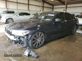 2018 BMW 5 Series 540i xDrive z VIN WBAJE7C55JWD53483, wystawiony jako Copart lot #56404665 z przebiegiem 128 338 mil mil oraz Szkoda całkowita • Salvage title. Historia ofert i sprzedaży dostępna na DreamBid. Obrazek 1.