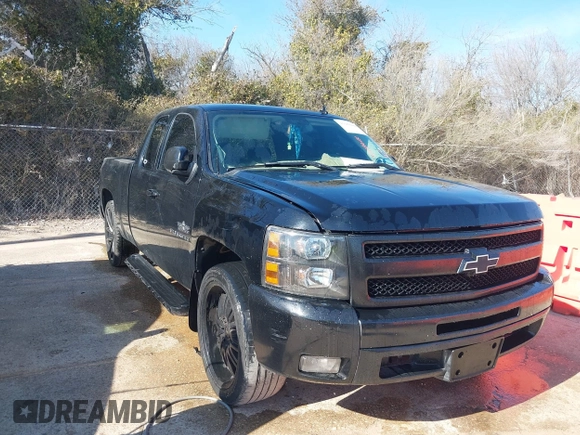 2010 Chevrolet Silverado 1500 LT with VIN 1GCSCSE06AZ263210, listed as a IAAI auction lot 41669444 with 183,186 mi miles and . Bid and sale history available at DreamBid. Image 1.