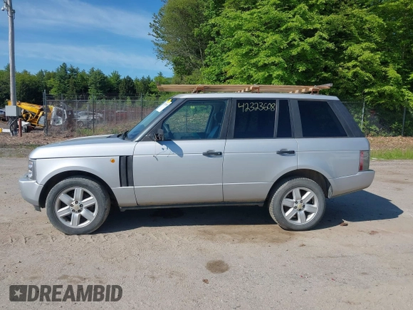 2004 Land Rover Range Rover HSE z VIN SALME11484A163403, wystawiony jako IAAI lot #42323608 z przebiegiem 184 889 mil mil oraz . Historia ofert i sprzedaży dostępna na DreamBid. Obrazek 12.