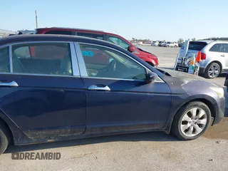 2008 Honda Accord EX-L z VIN 1HGCP36858A073167, wystawiony jako IAAI lot #42001402 z przebiegiem 276 405 mil mil oraz . Historia ofert i sprzedaży dostępna na DreamBid. Obrazek 6.
