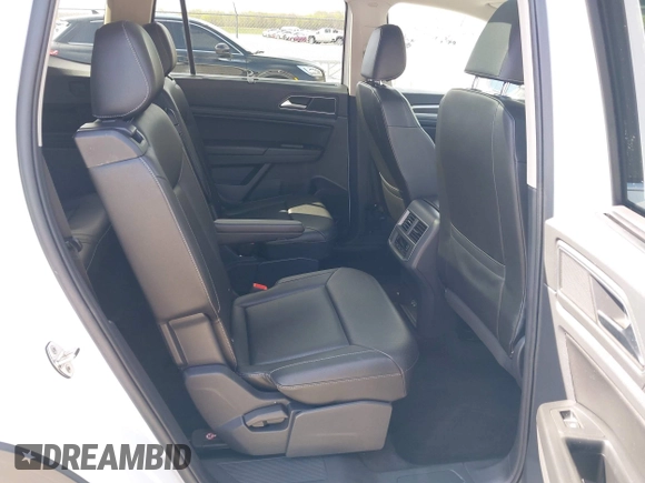 2019 Volkswagen Atlas SEL R-Line with VIN 1V2RR2CA1KC522035, listed as a IAAI auction lot 41939096 with 43,062 mi miles and . Bid and sale history available at DreamBid. Image 8.