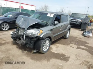 2013 Kia Soul + with VIN KNDJT2A66D7627843, listed as a IAAI auction lot 41961701 with 78,999 mi miles. Bid and sale history available at carsss.com. Image 18.