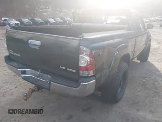 2009 Toyota Tacoma with VIN 5TEUU42N99Z649654, listed as a IAAI auction lot 41796246 with 229,052 mi miles. Bid and sale history available at carsss.com. Image 4.