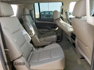 2017 Chevrolet Suburban LT z VIN 1GNSCHKC3HR169174, wystawiony jako Copart lot #59035415 z przebiegiem 64 243 mil mil oraz Szkoda całkowita • Salvage title. Historia ofert i sprzedaży dostępna na DreamBid. Obrazek 11.