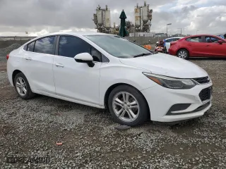 2017 Chevrolet Cruze LT with VIN 1G1BE5SM5H7271476, listed as a Copart auction lot 51722255 with 184,917 mi miles and Clean Title. Bid and sale history available at carsss.com. Image 4.