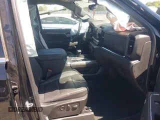 2024 Chevrolet Silverado 1500 LTZ with VIN 2GCUDGED7R1152966, listed as a IAAI auction lot 42037717 with 13,609 mi miles and . Bid and sale history available at DreamBid. Image 5.