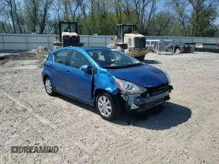 2017 Toyota Prius One with VIN JTDKDTB3XH1590946, listed as a Copart auction lot 55659035 with 93,192 mi miles and Salvage title. Bid and sale history available at DreamBid. Image 14.
