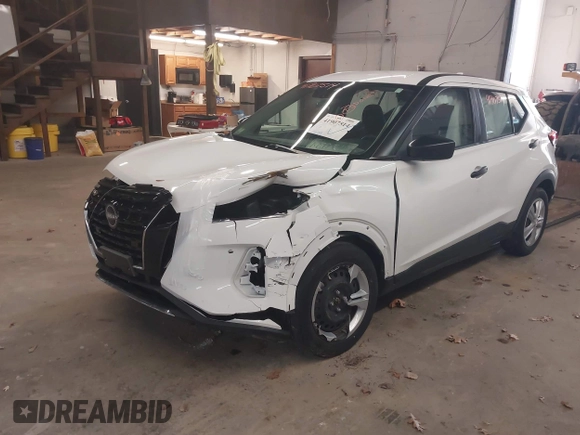 2022 Nissan Kicks S with VIN 3N1CP5BV8NL505330, listed as a IAAI auction lot 41907514 with 30,604 mi miles. Bid and sale history available at carsss.com. Image 6.