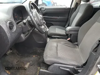 2011 Jeep Compass Latitude with VIN 1J4NT1FB2BD252754, listed as a Copart auction lot 41946725 with 163,155 mi miles and Clean Title. Bid and sale history available at carsss.com. Image 7.