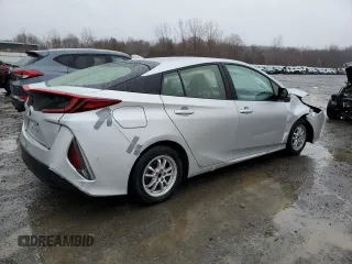 2017 Toyota Prius Plus with VIN JTDKARFP7H3044294, listed as a Copart auction lot 43511555 with 137,567 mi miles and Salvage Title. Bid and sale history available at DreamBid. Image 3.