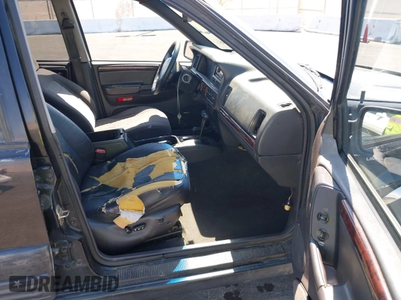 1998 Jeep Grand Cherokee Laredo с VIN 1J4GZ58YXWC135418, выставлен на аукционе IAAI как лот 42305887 с пробегом 260 061 миль миль и . История ставок и продаж доступна на DreamBid. Изображение 5.
