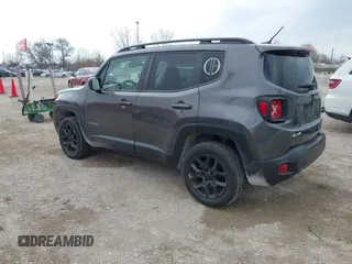2017 Jeep Renegade Latitude with VIN ZACCJBBB0HPE88196, listed as a IAAI auction lot 42076789 with 127,008 mi miles. Bid and sale history available at carsss.com. Image 3.