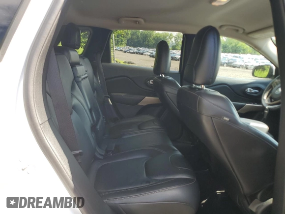 2017 Jeep Cherokee Latitude with VIN 1C4PJMCS8HW659923, listed as a Copart auction lot 64478185 with 118,169 mi miles and Salvage title. Bid and sale history available at DreamBid. Image 11.