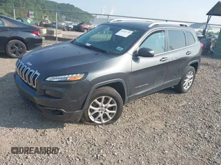 2016 Jeep Cherokee Altitude with VIN 1C4PJMCB0GW262916, listed as a IAAI auction lot 42392735 with 29,162 mi miles and . Bid and sale history available at DreamBid. Image 2.